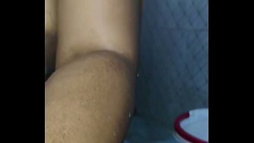 Ibu Tiri Desi India Mandi, Mms Kamera Tersembunyi, Istri Asli, Bikin Tegang.