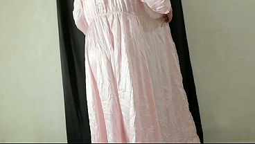 Bokep Indo Nyobain Dress Baru, Pantat Gede Montok Bikin Ngaceng Abis
