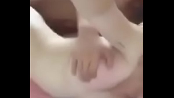 Pasangan China Asia Bergoyang Panas Di Ranjang, Bikin Basah Sampai Puas.