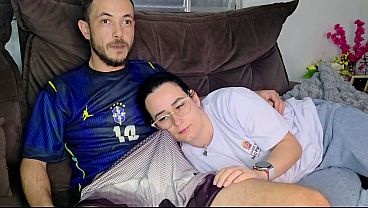 Ibu Tiri Digoda Kakak Tiri Sambil Nonton Bola Brasil, Bikin Basah.