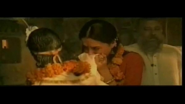 Romantis Banget Lagu Hindi Ini – Gue Sama Lo Di Sini, Di Detik Ini, Siap Main-main