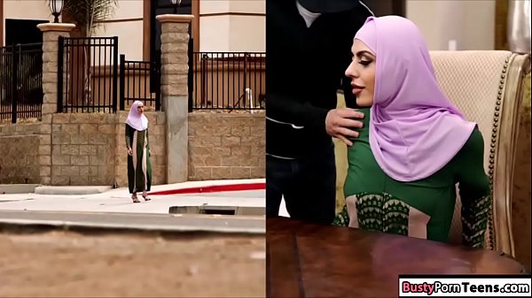 Gadis Arab Ngentot Kontol Dan Digenjot Habis-habisan