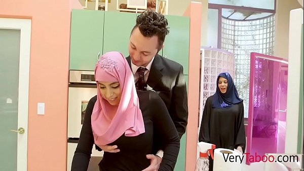 Anak Tiri Arab Berhijab Ngewein Ella Knox