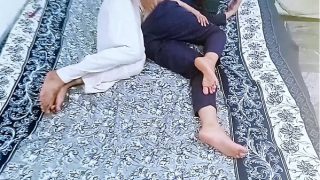 Desi Lugu Polos Gadis Kampung Pertama Kali Ngerasain Nikmatnya Ml